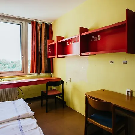 Pest 35. 旅馆 布达佩斯